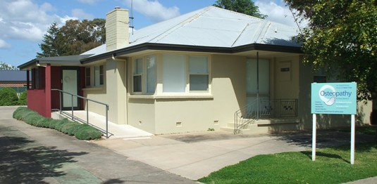 Old house converted into medical rooms - Wodonga (Designed by Rob Pickett Design)